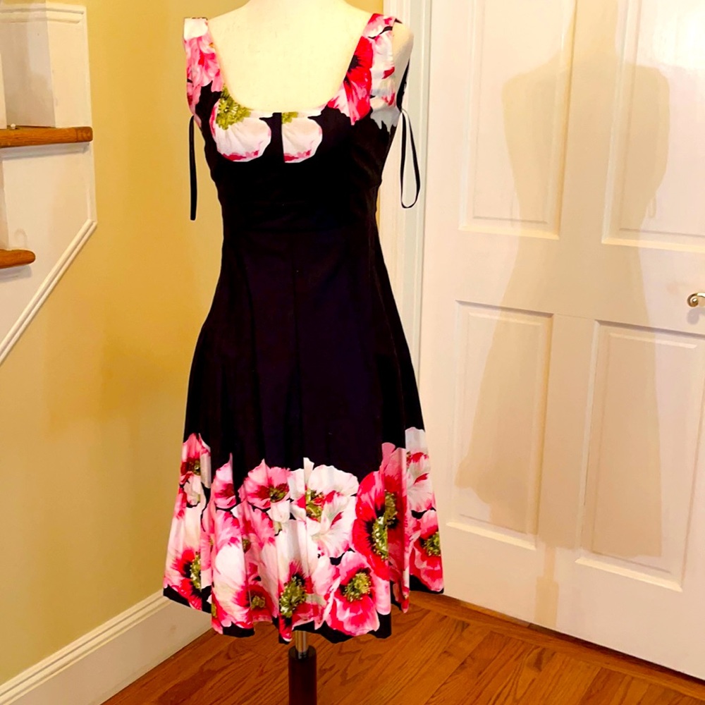 MIDI A-line floral black dress